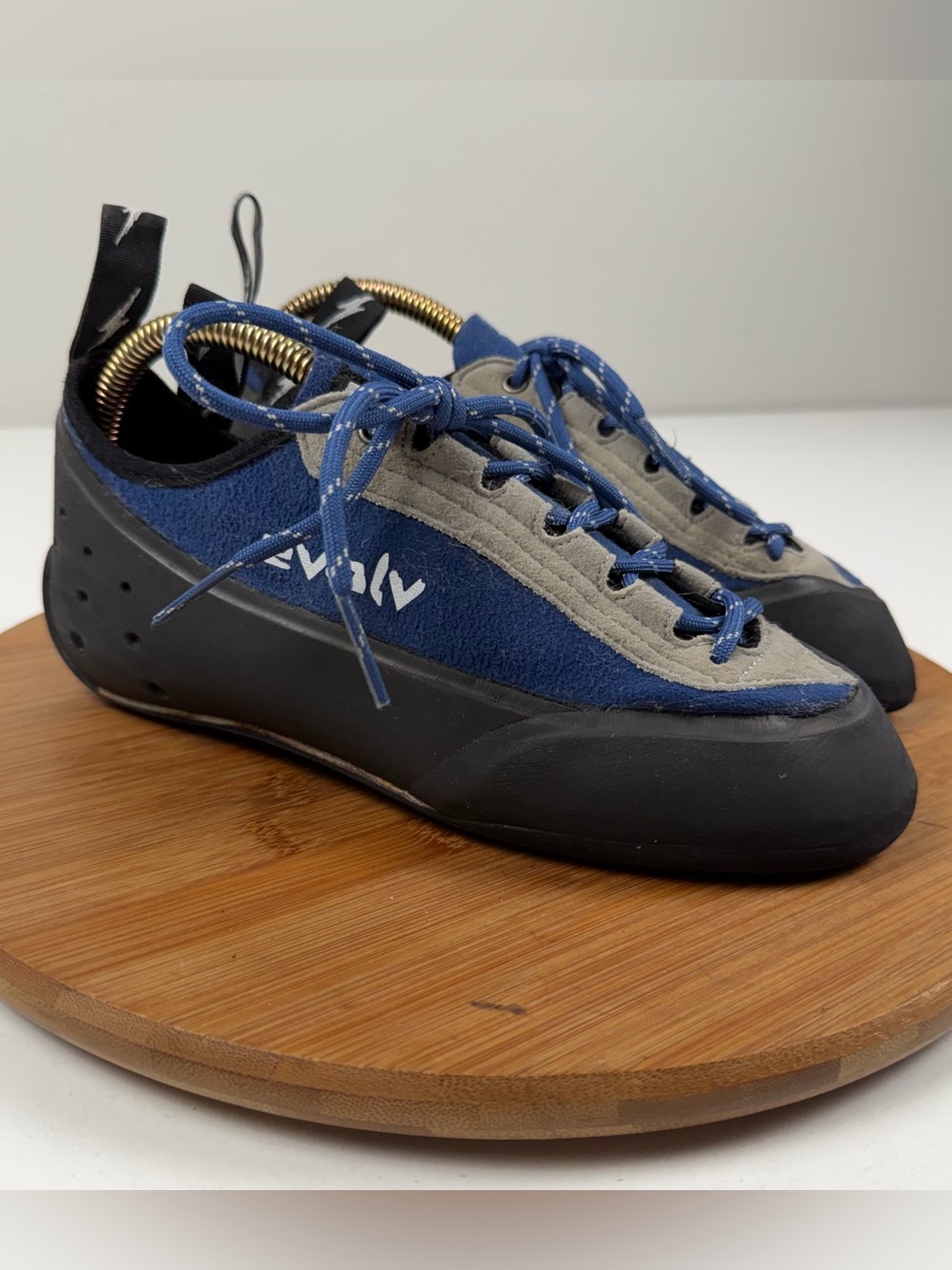 Evolv Quest-AF Climbing Shoes